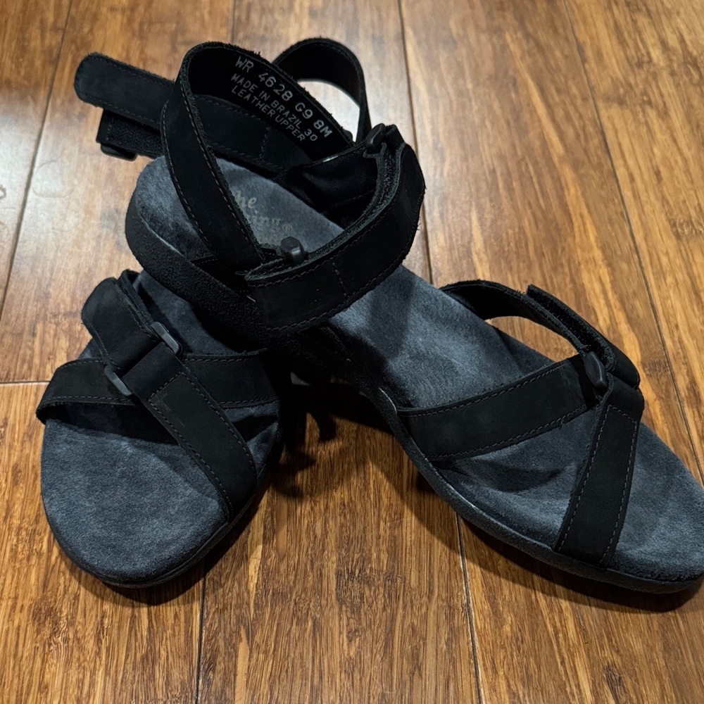 Rockport The Walking Sandal Woman Size 8 WR4628 Black Nubuck Adjustable straps